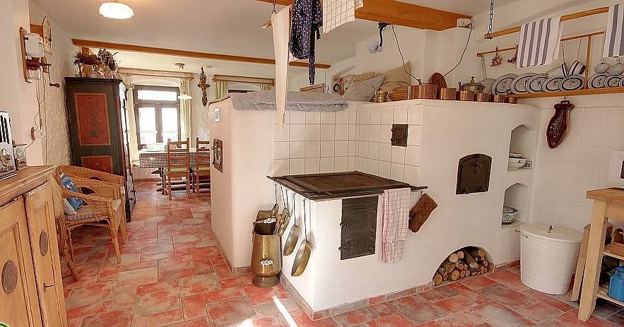Oven with stove