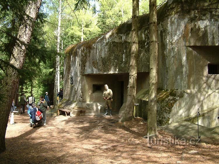 Cantera de blocao de infantería