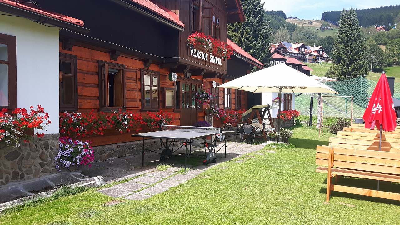 Pensionat och gård Šimral