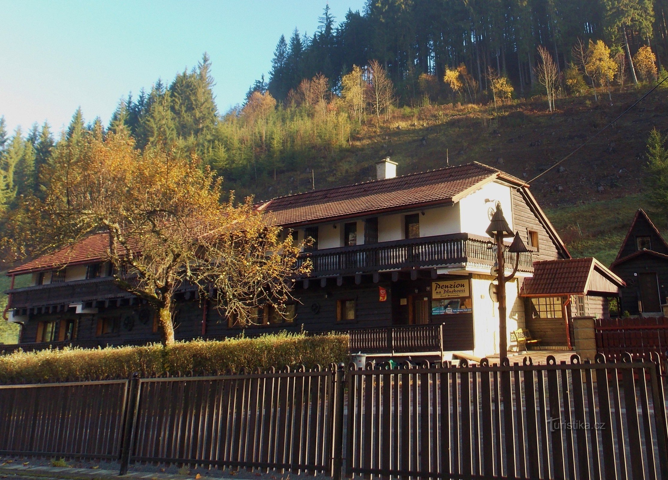 Pensión Gudeamus en el valle de Pluskovce