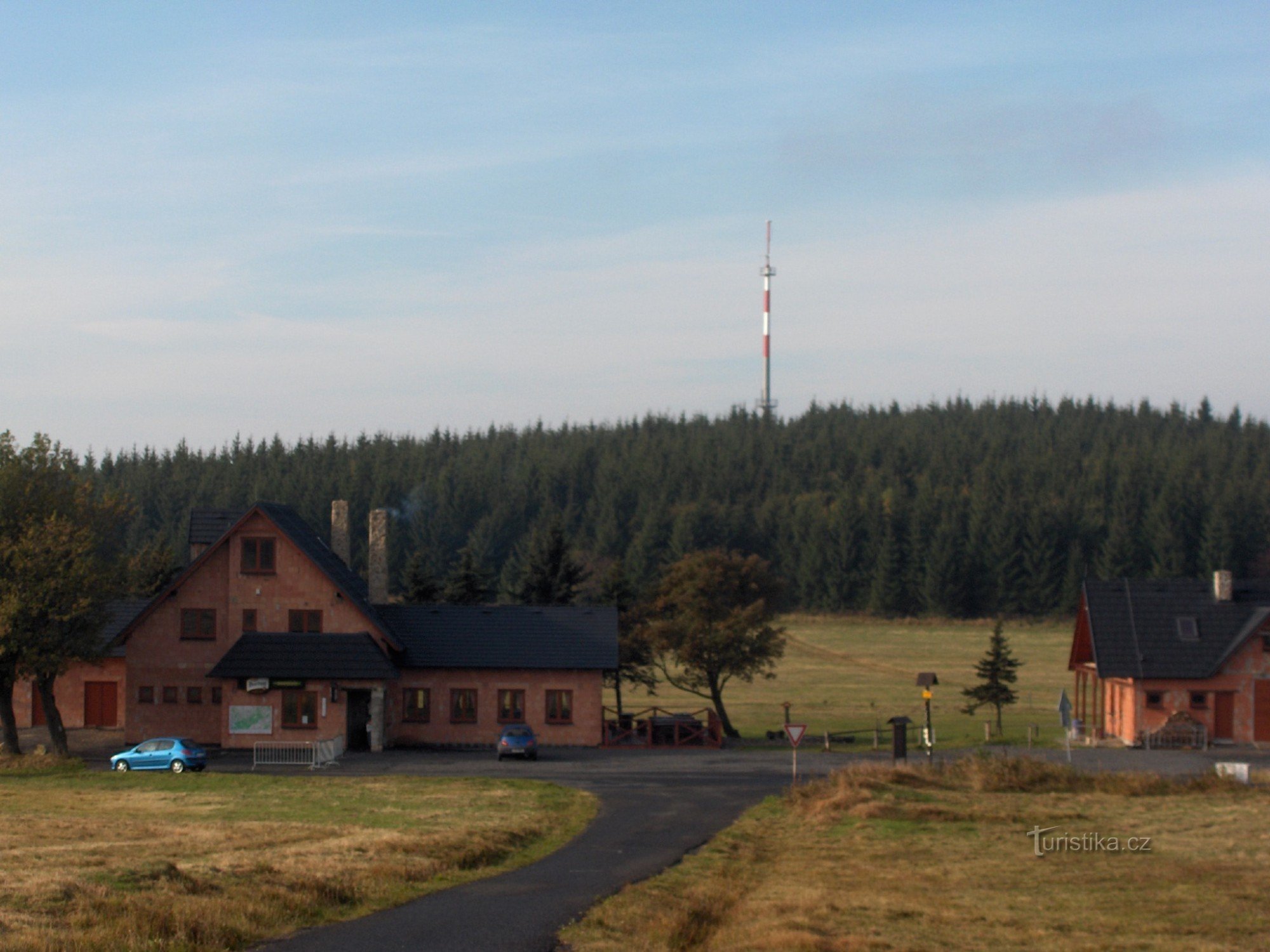 pensión Na Rozcestí, torre de observación en Vlčí hora