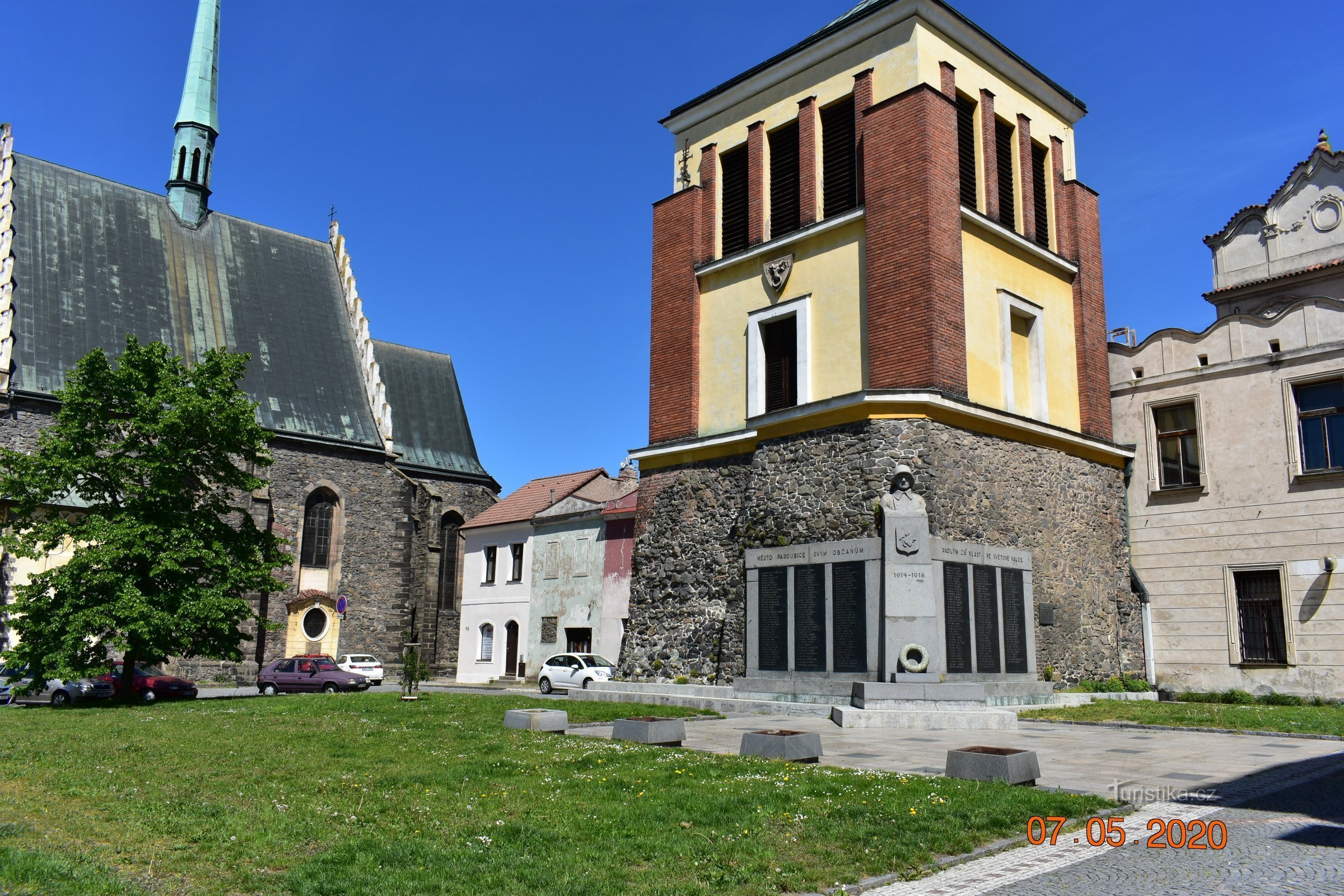 Pernštýnské náměstí a centrum v Pardubicích