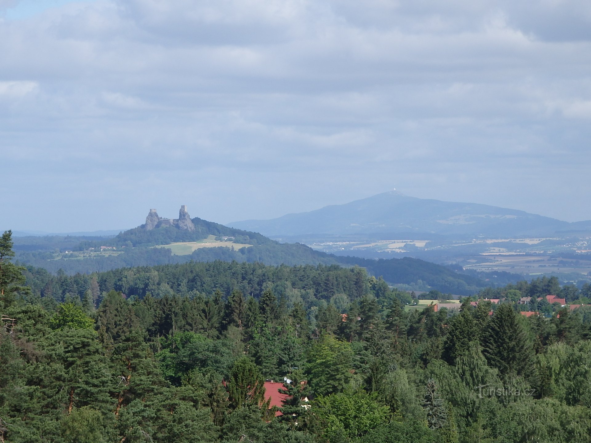 Peš pohod od češkega raja do visokogorja
