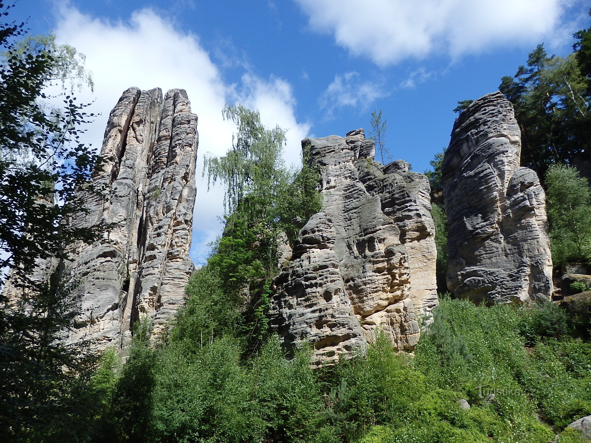 Walking trek from the Bohemian Paradise to the Highlands