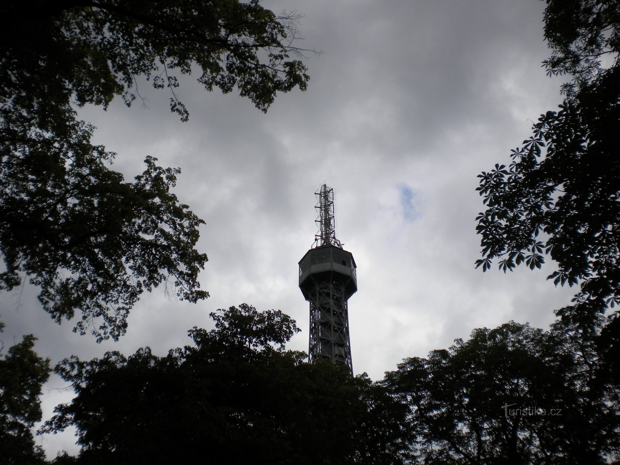 Turnul Petrin.