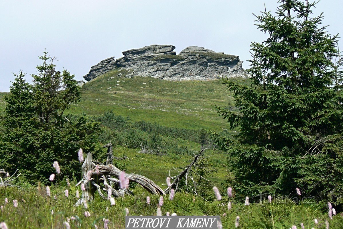 LES PIERRES DE PIERRE