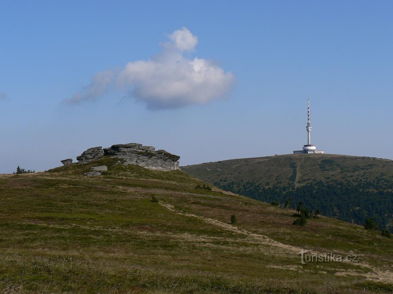 Pierres de Pierre, en arrière-plan Grands-pères