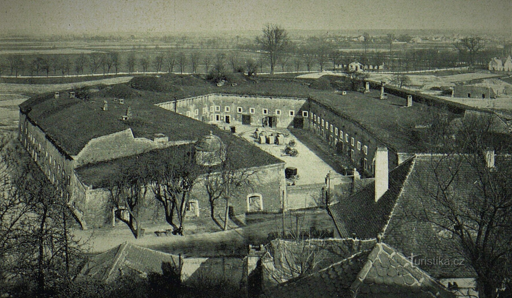 Forteresse Cavalier n°35 avant sa démolition (Hradec Králové)