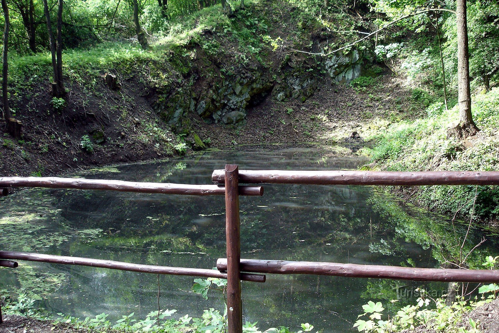 Kamieniołom pikrytowy w pobliżu Straník