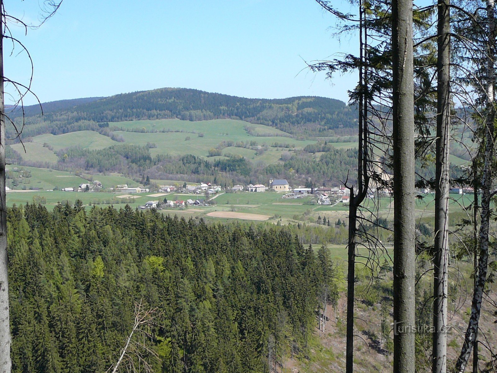 Kirche von Pisař, eingefügt von tejkl