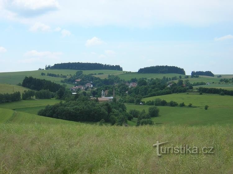 Pisečné from the church in Vítochov