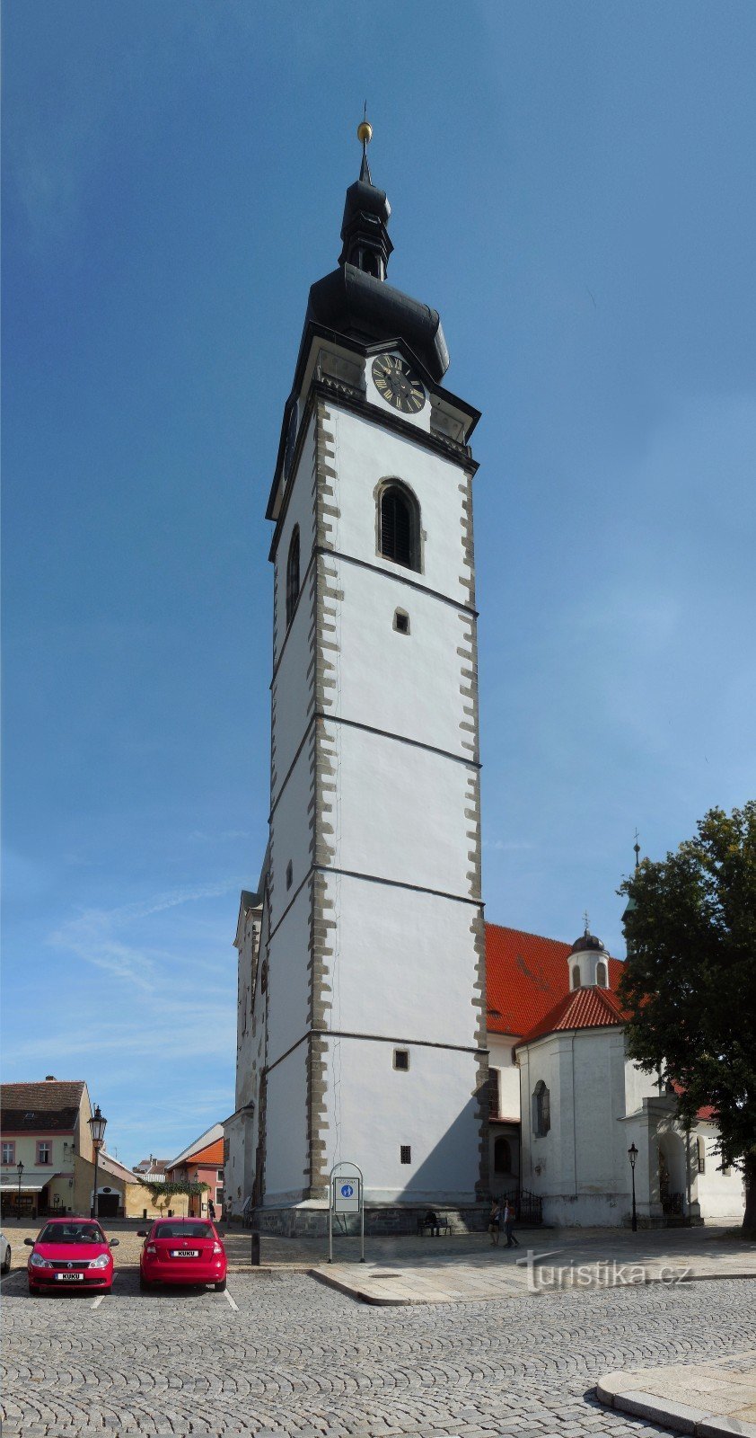 Písek - Église de la Nativité de la Vierge Marie