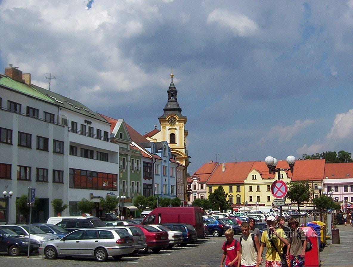 Písek-Velké náměstí-barok stadhuis-Foto: Ulrych Mir.