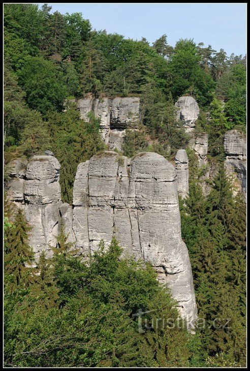 Zandstenen torens