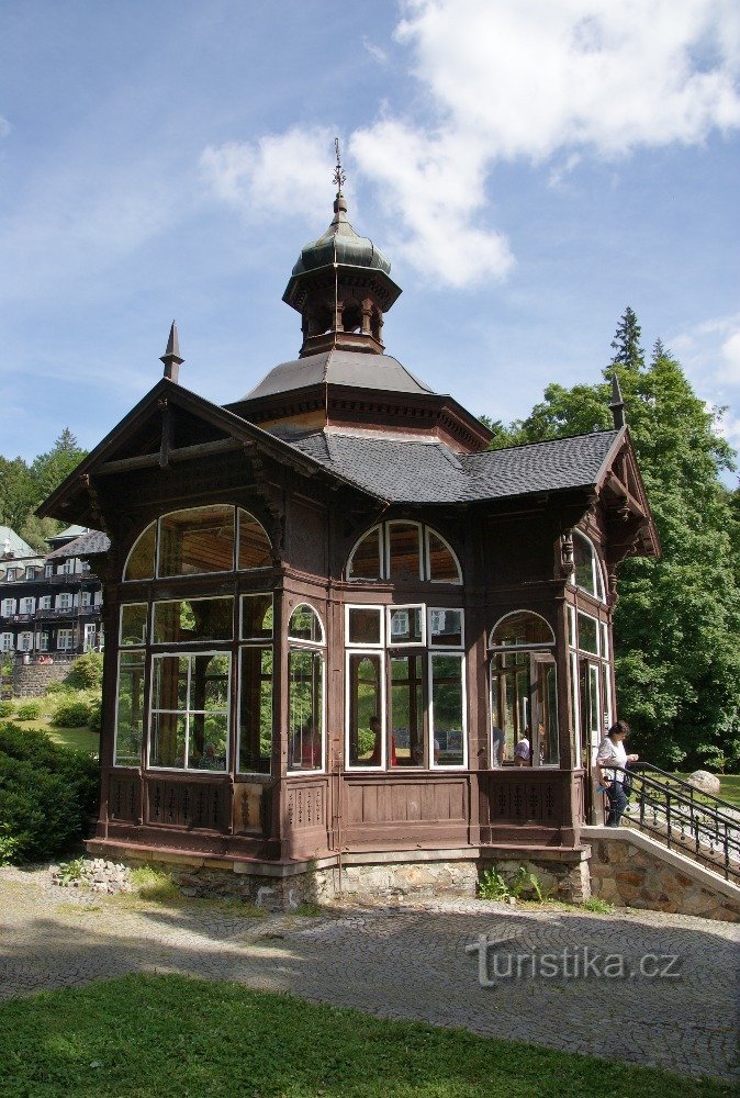 drinking pavilion