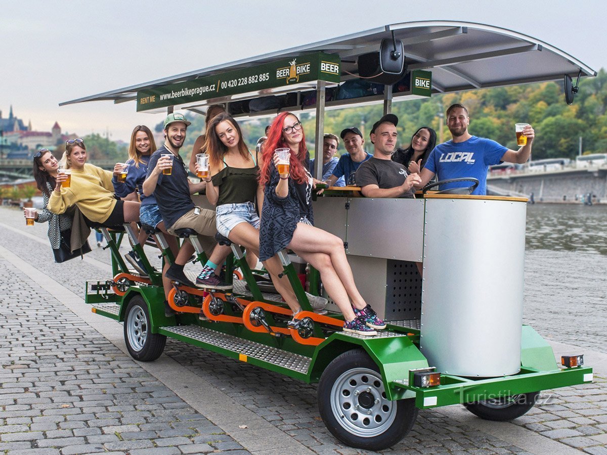 Pivní kolo od BeerBike Prague