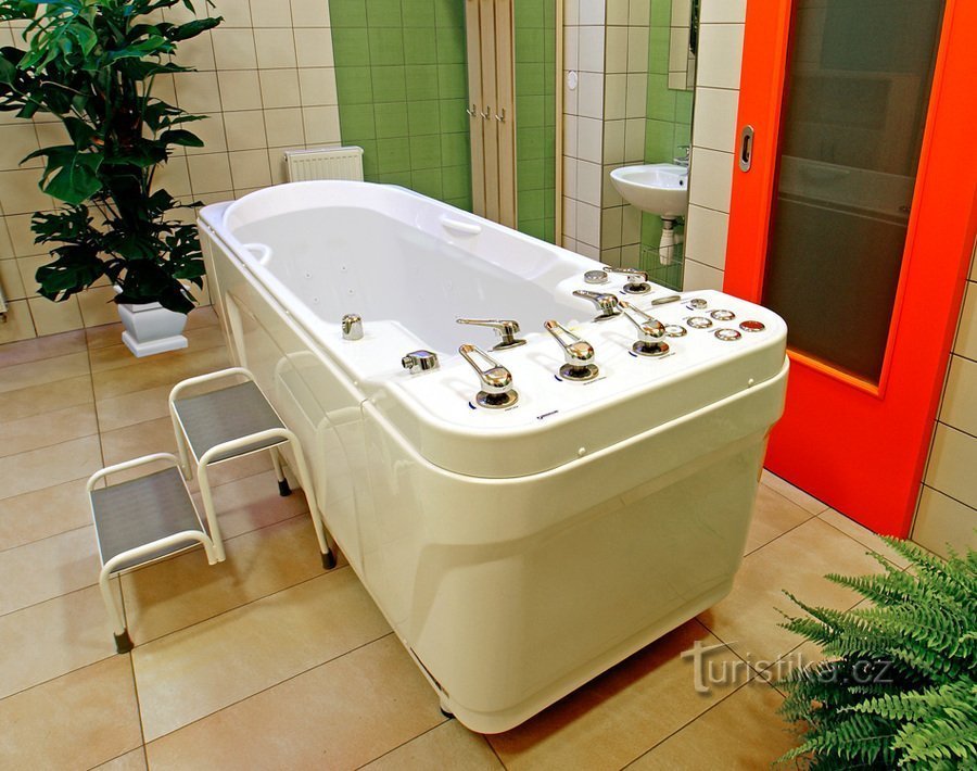 Beer Spa - 50 điểm thi Du lịch vì Cuộc sống