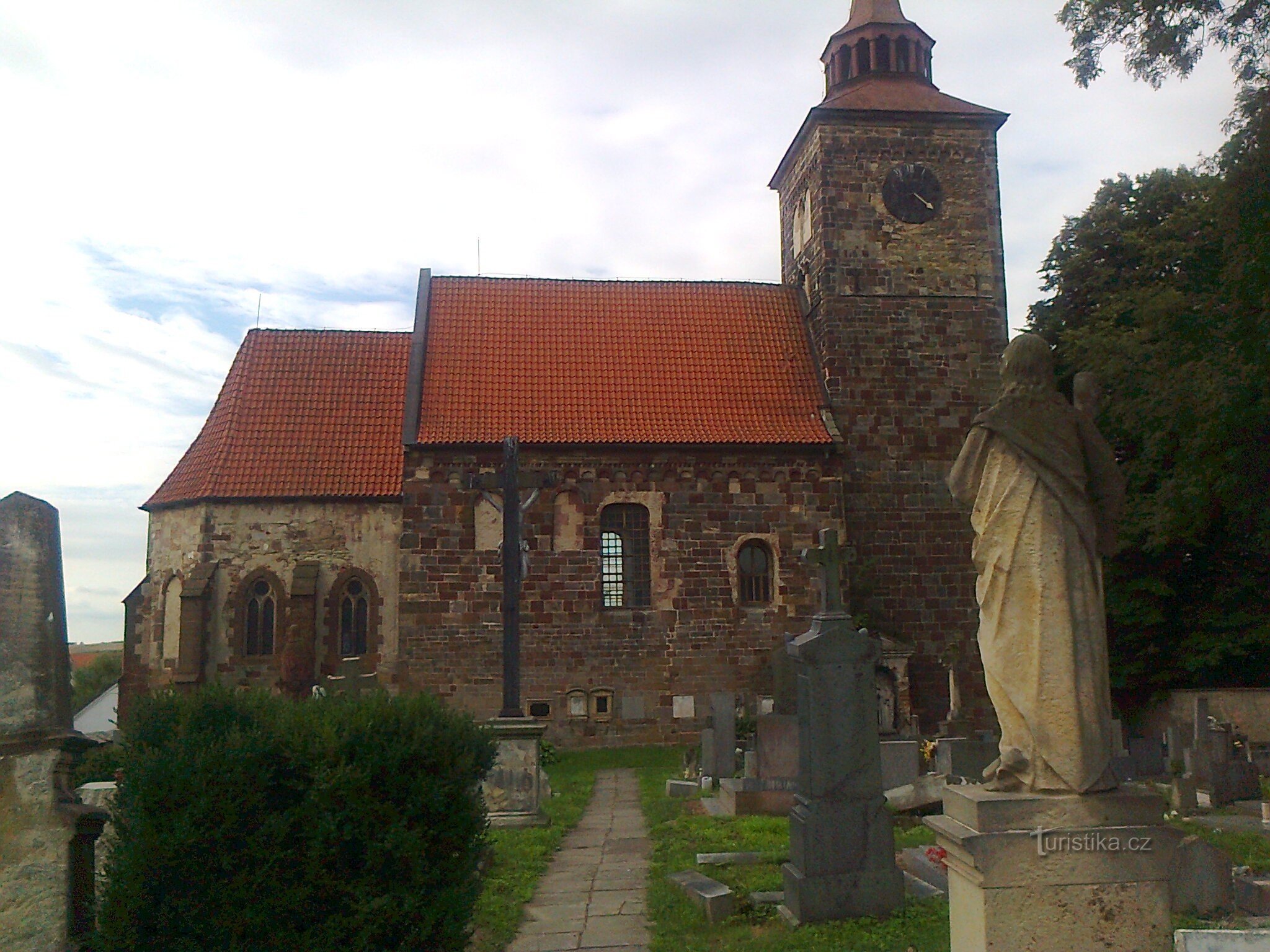 Planany chiesa romanica