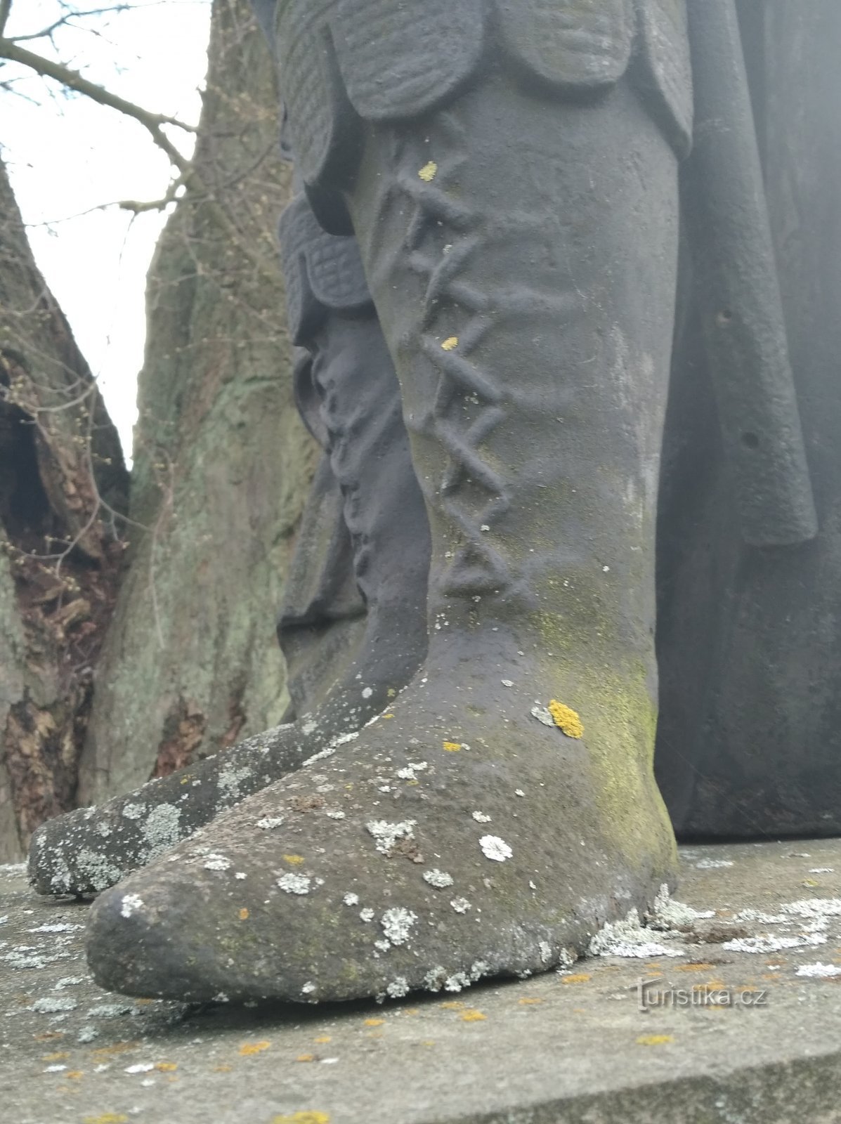 Skulptur af St. Florian ved indgangen til slotsparken / Foto: Matěj Martinčík