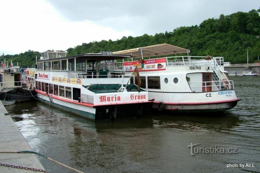 Cruise on the Vltava on the Czech Boat - June 1.6.2012, XNUMX