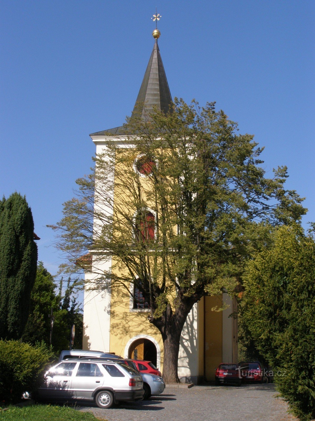 Plotiště nad Labem - Szent István-templom. Péter