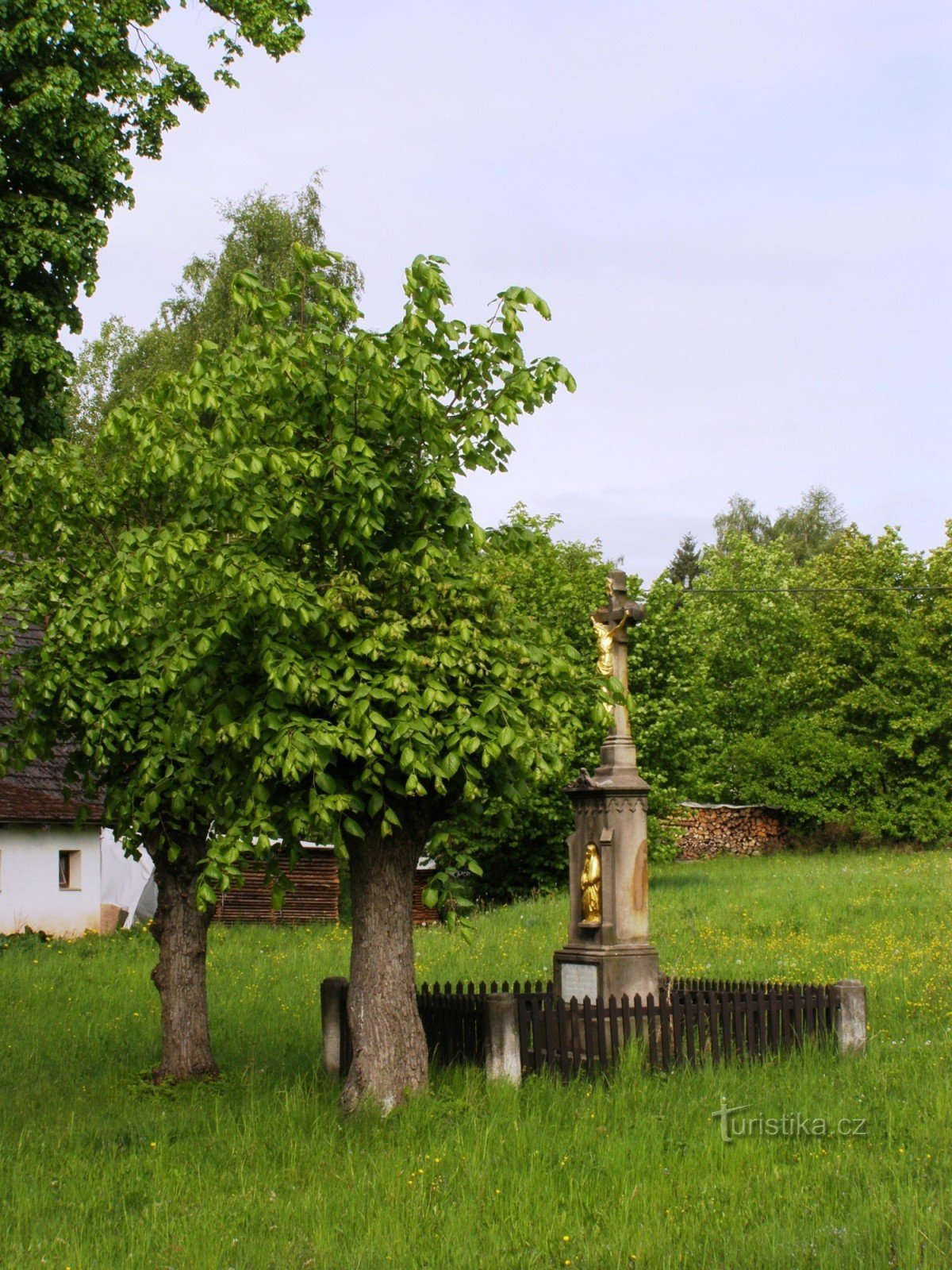 Mașină de arat