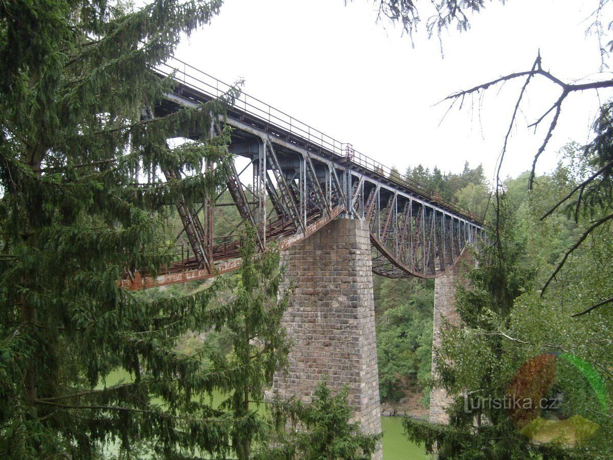 Puente Pňovan