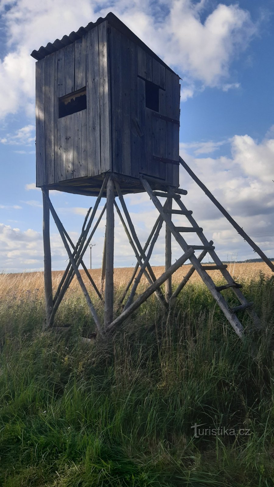 Rengeteg ilyen van az úton, ez a legnagyobb... luxusüléssel van felszerelve :)