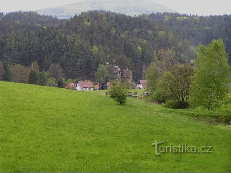 através dos prados para Jetřichovice