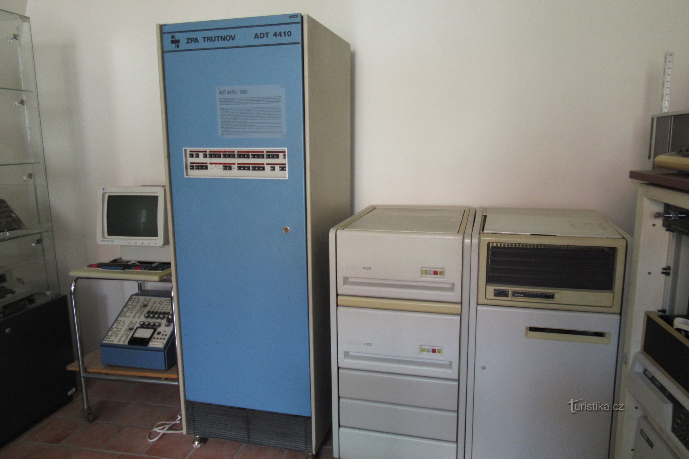 Système informatique ADT 4410