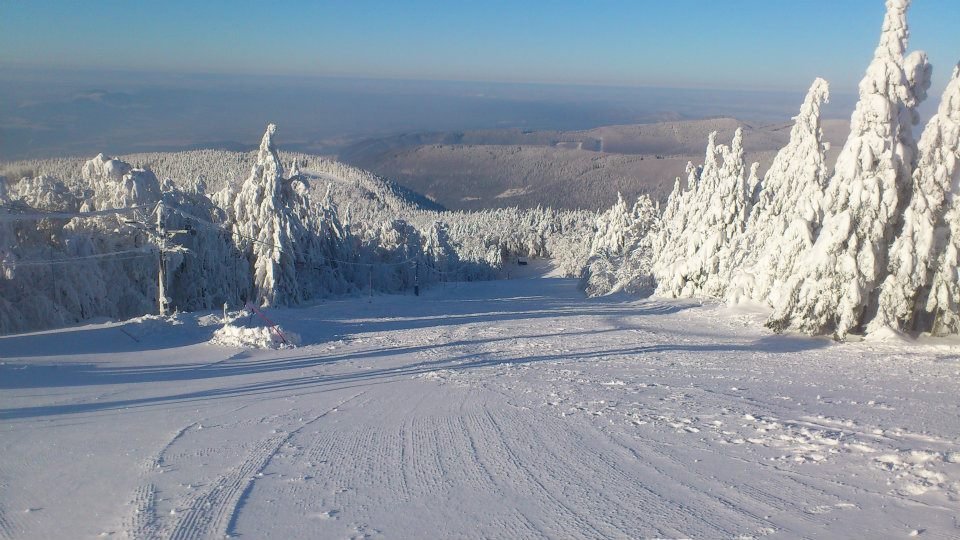 Під каплицею