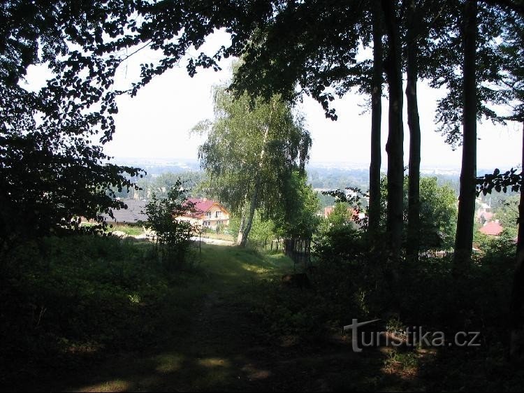 Sous Padařov, une vue vers Háj ve Slezko