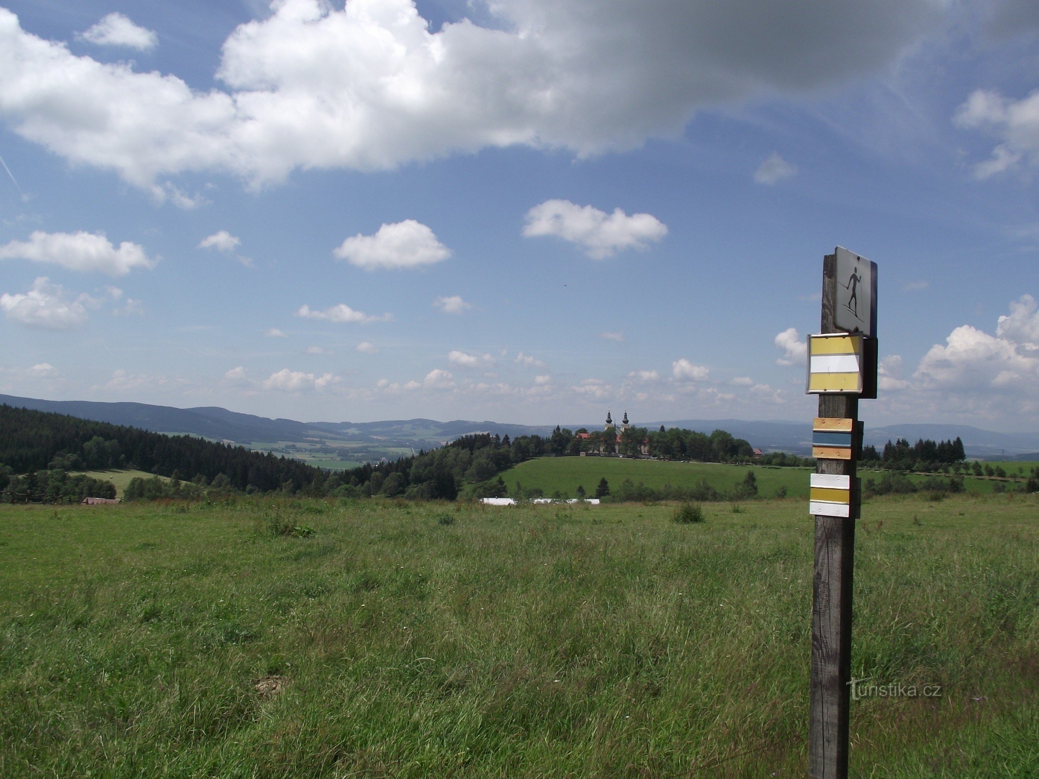 unter dem Aussichtsturm Val