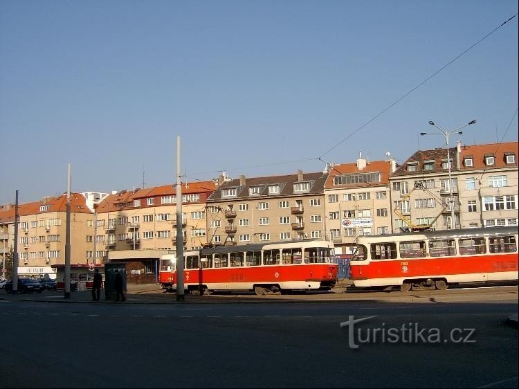 Podbaba - tram loop