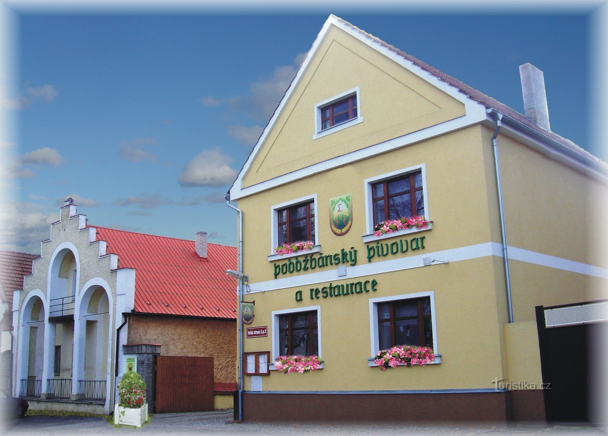 Brasserie et restaurant Mutějovice Poddžbán avec pension