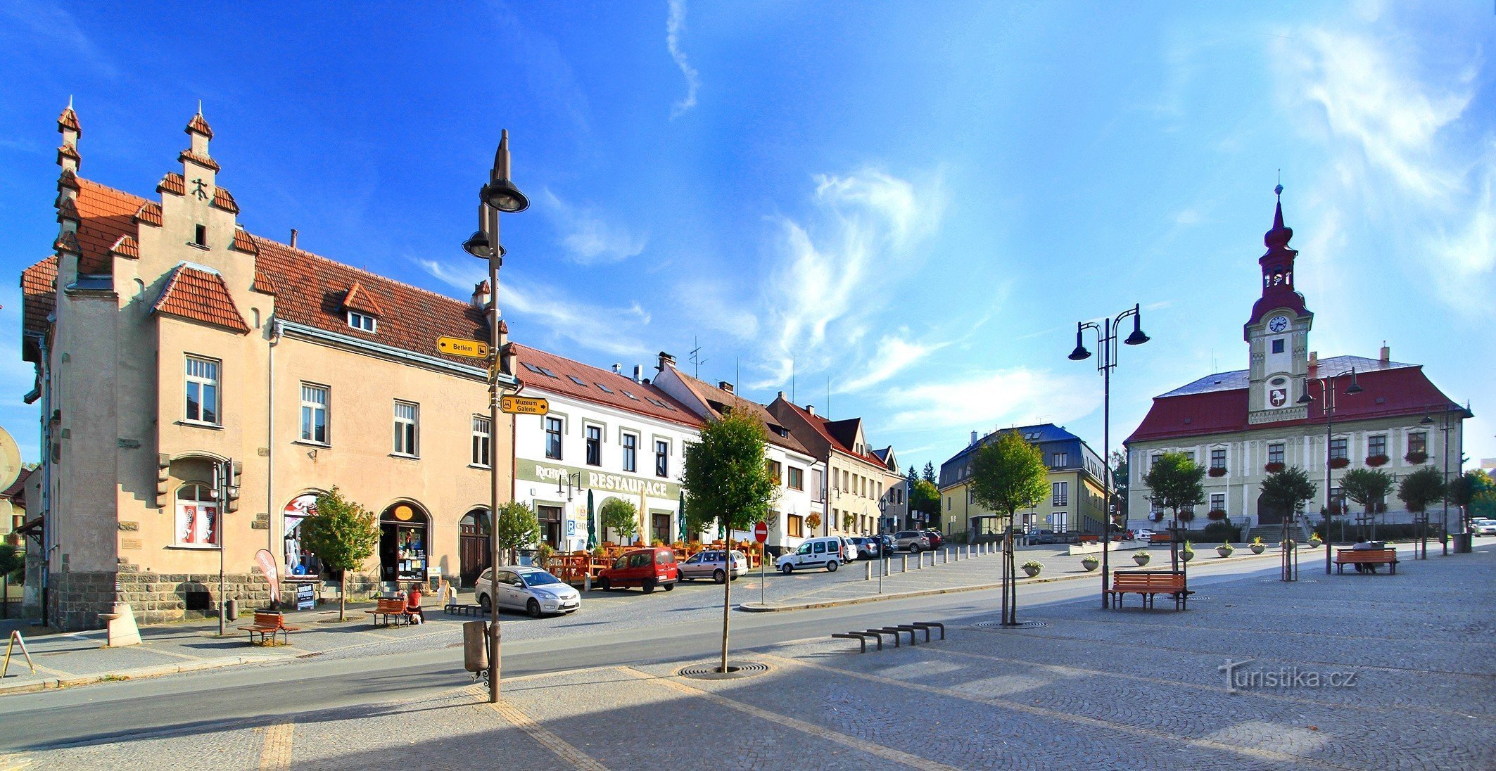 Poděbrad-torget