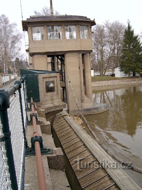 Poděbrady - Centrală hidroelectrică