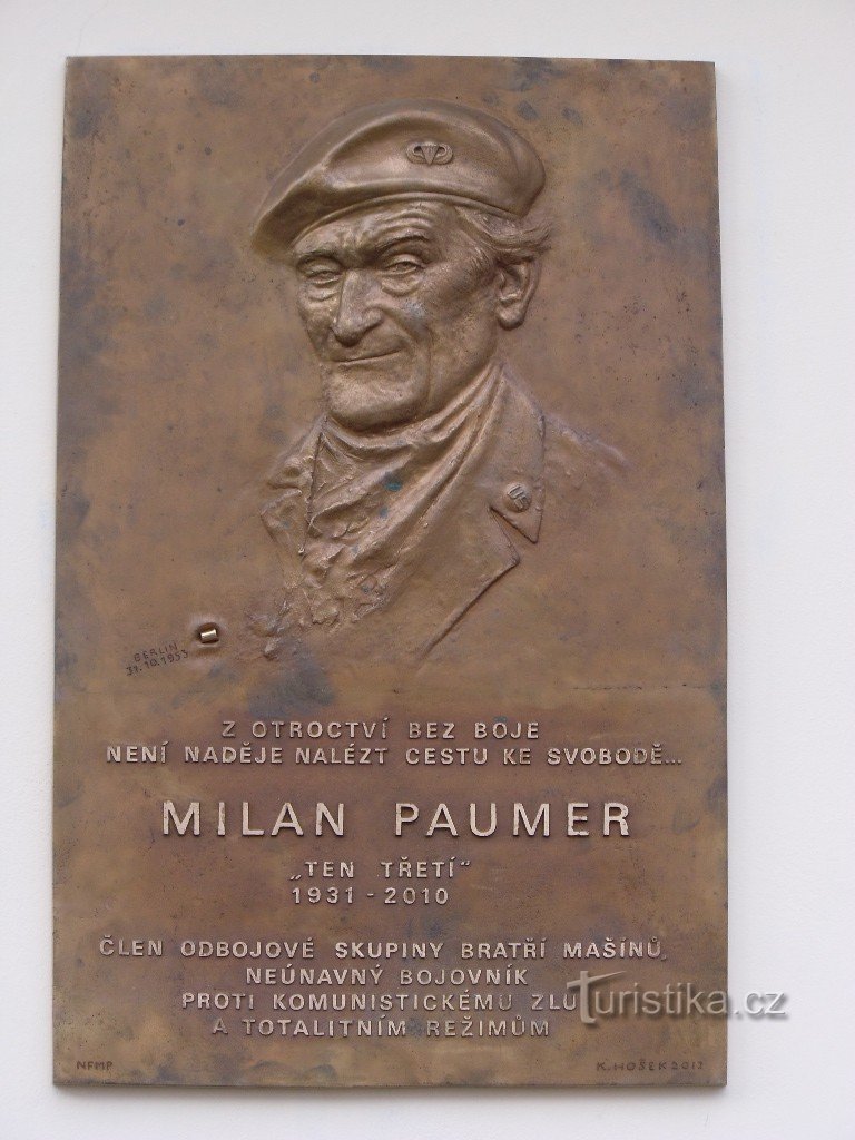 Poděbrady - memorial plaque of Milan Paumer