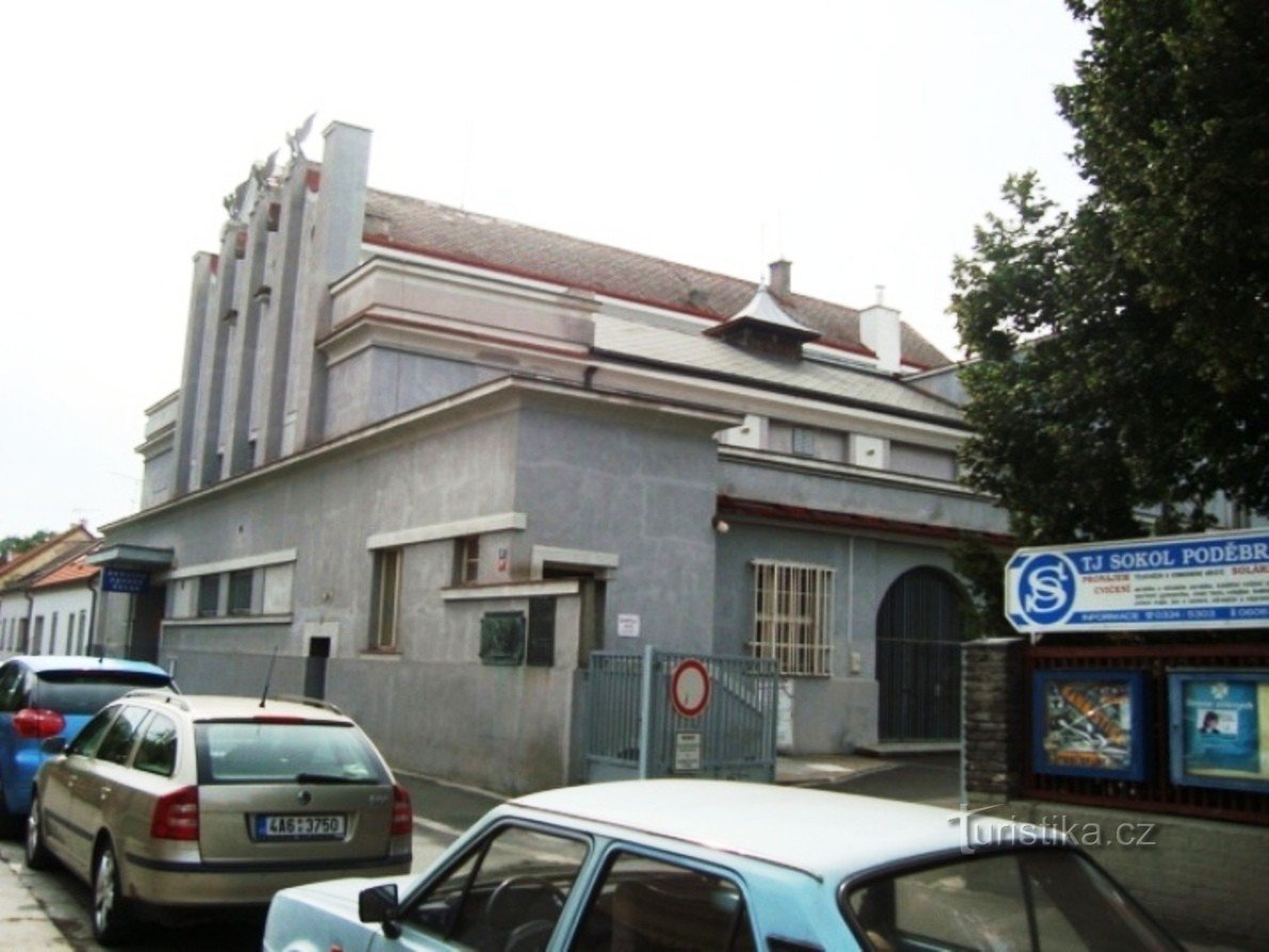 Podebrady-Tyršova street-Sokolovna with a memorial plaque-Photo: Ulrych Mir.