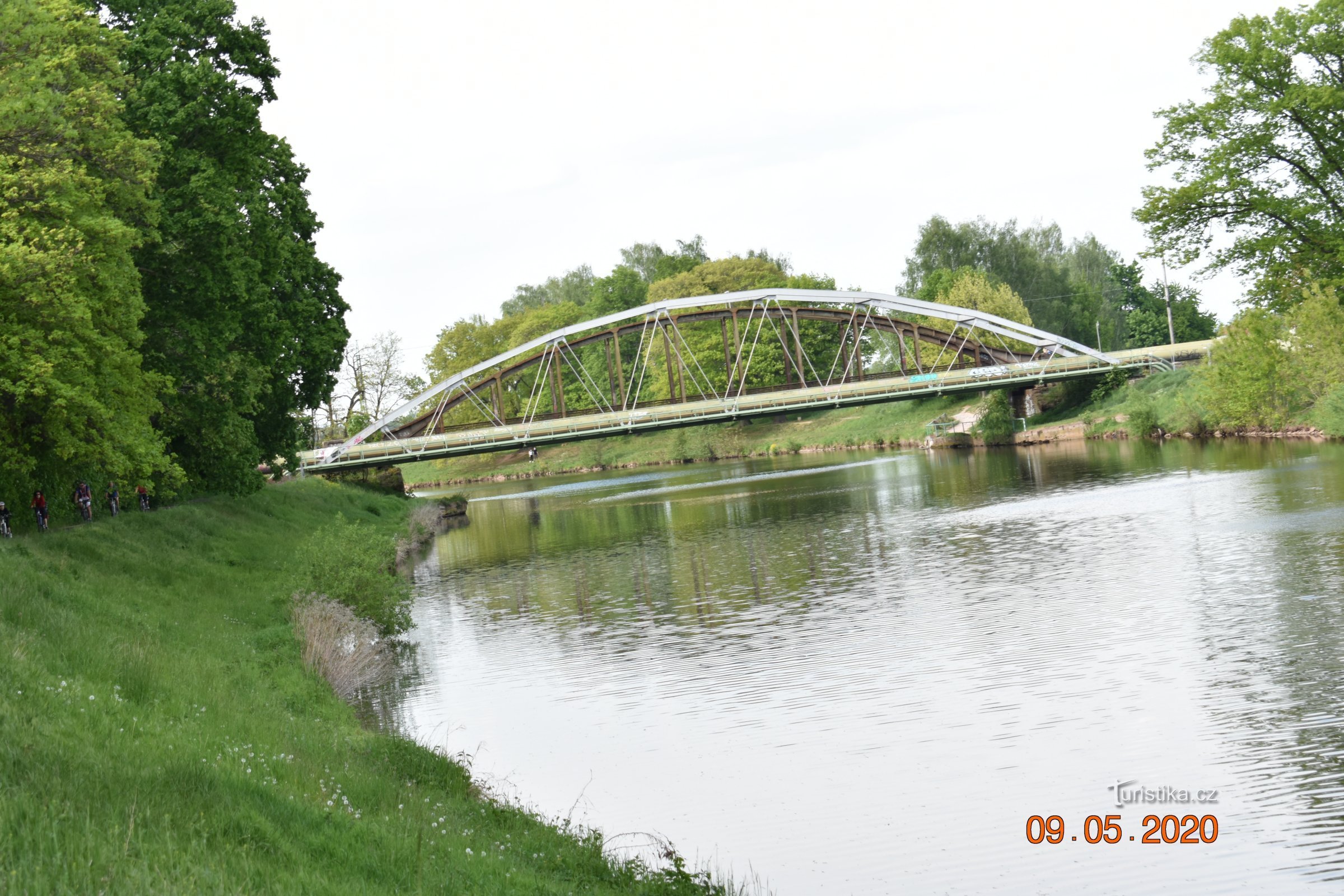 Langs de Elbe in Hradec Králové