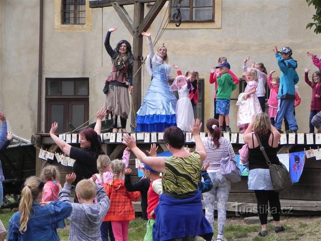 Jesienne imprezy na zamku i pałacu Staré Hrady