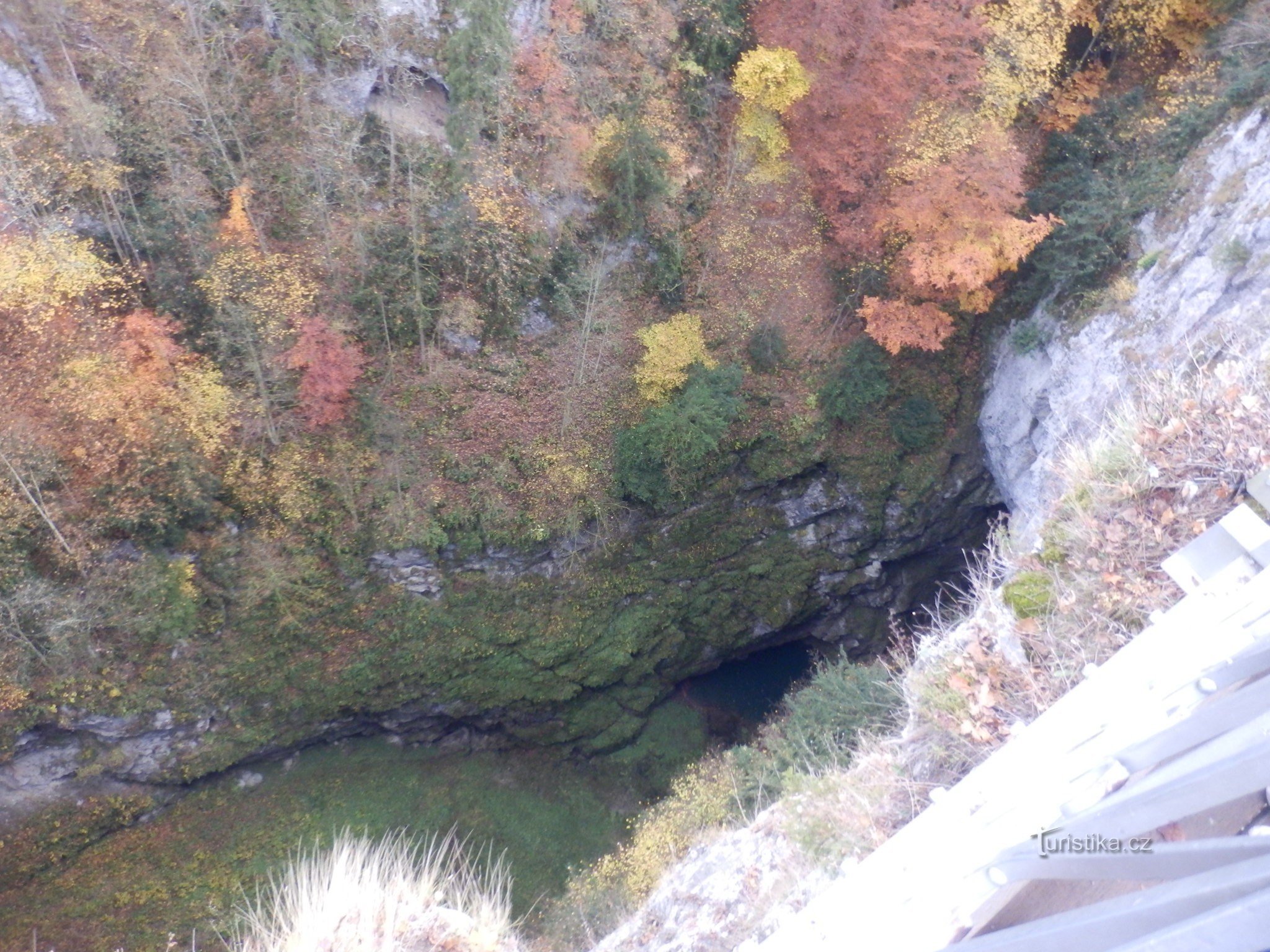 Arrêt d'automne dans le Karst morave