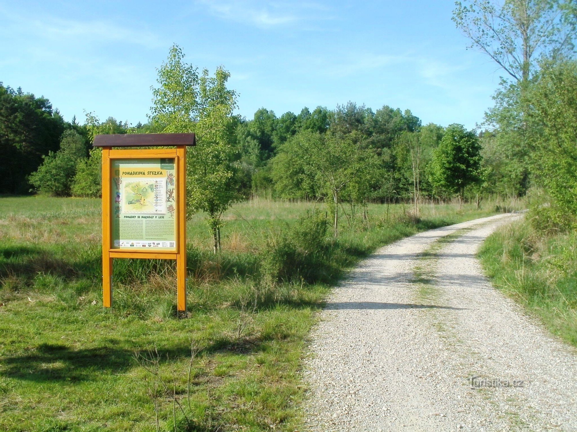 Sentier des contes de fées