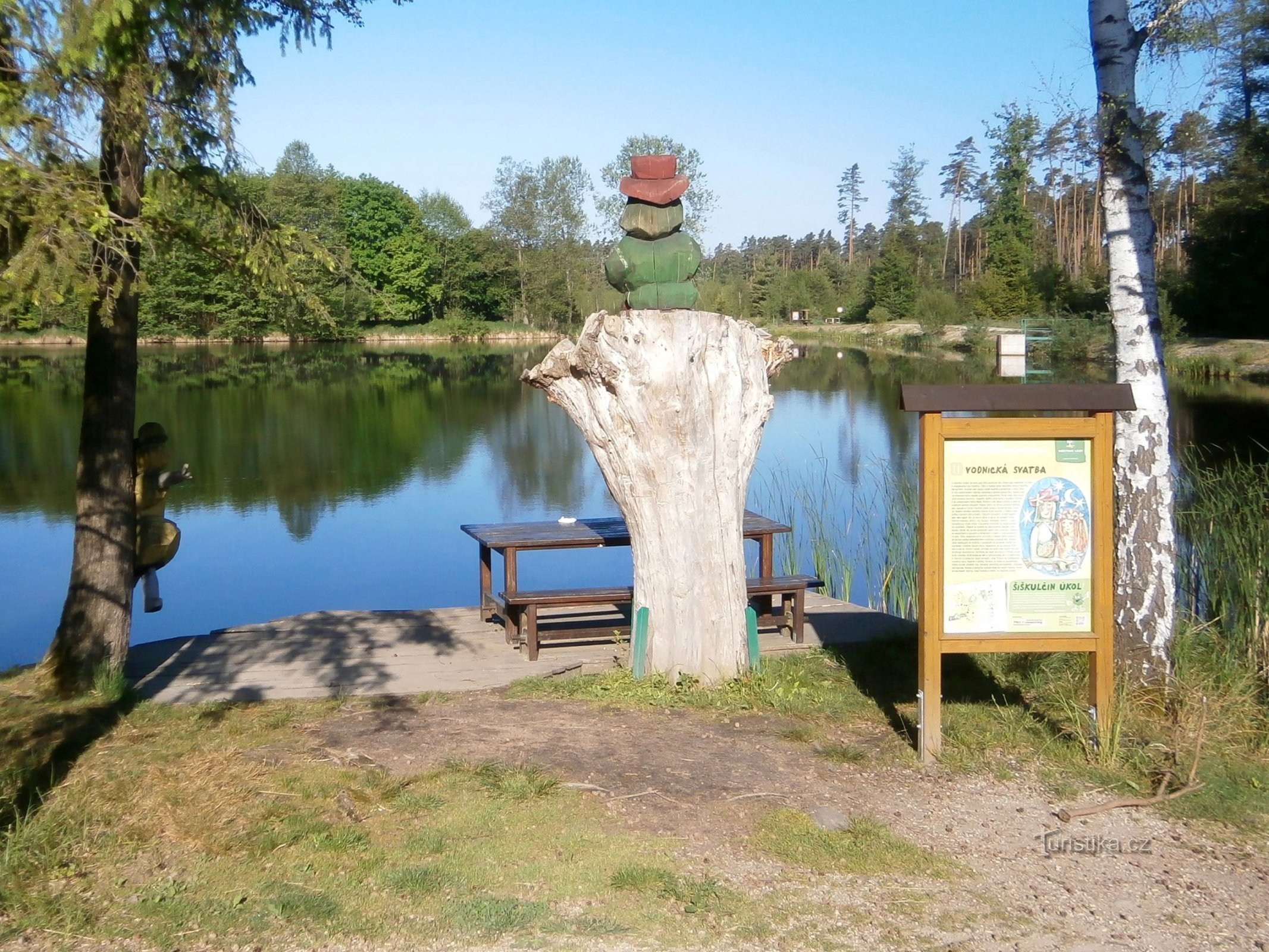 Sendero de cuento de hadas cerca de Výskyt (Hradec Králové, 27.5.2017/XNUMX/XNUMX)