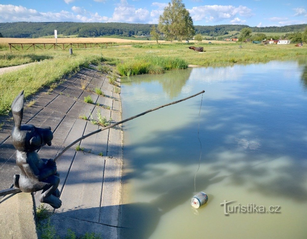 Estanque de cuento de hadas de Pardoubek - Bělohrad Spa