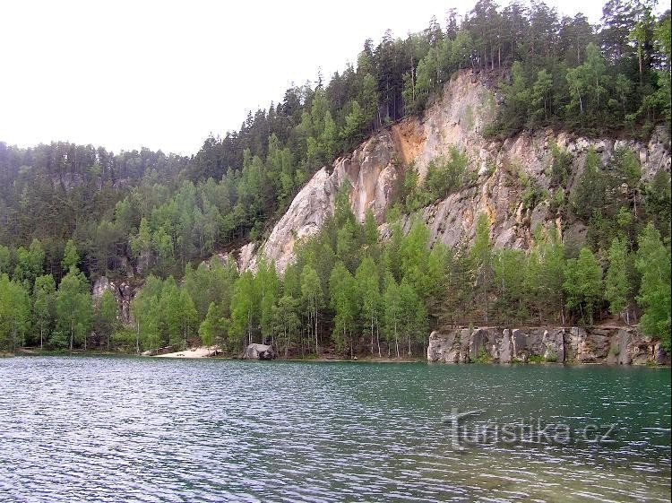 widok na południowo-zachodni brzeg