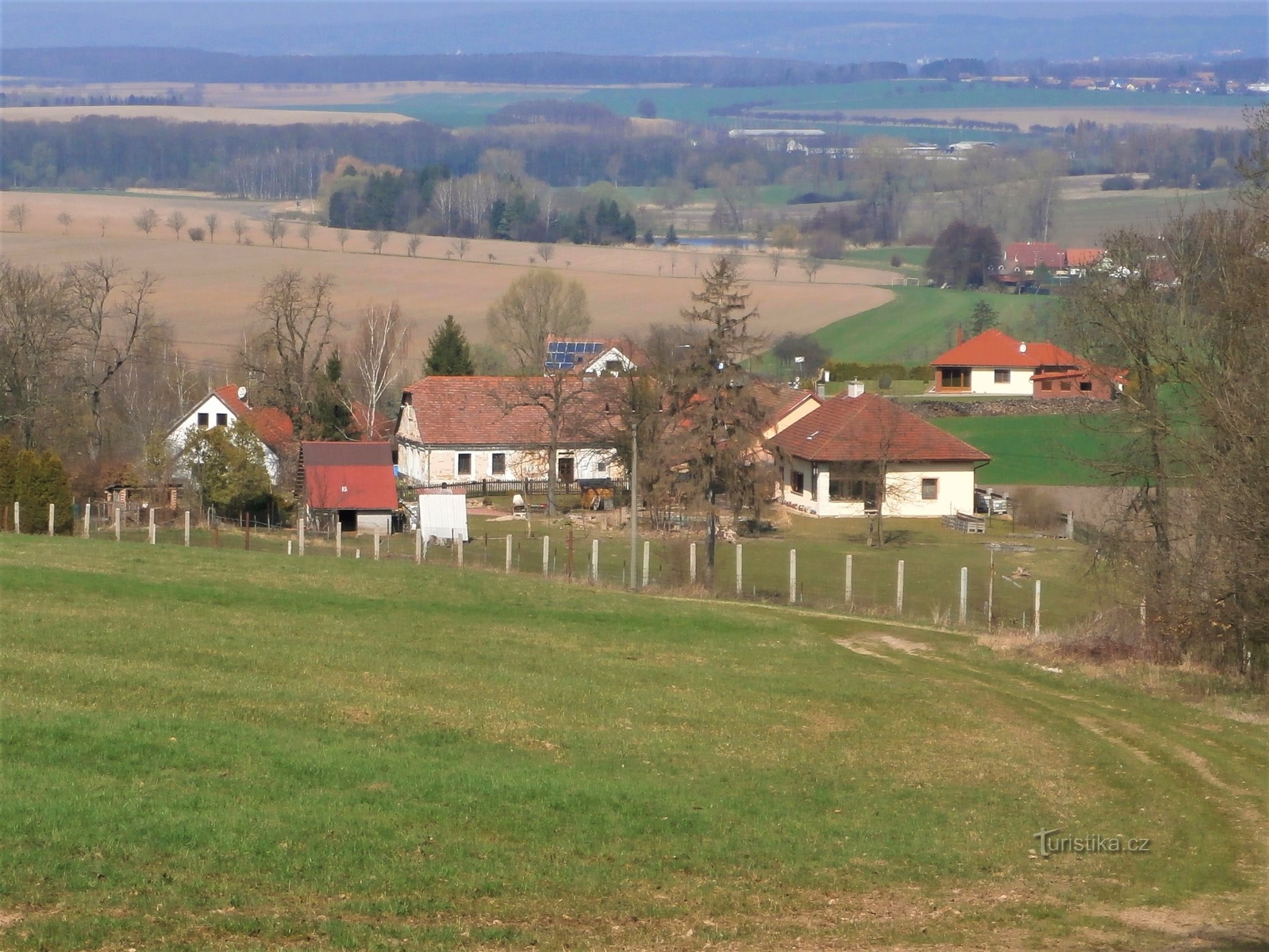 Pogled na Lípu s brda Chlum