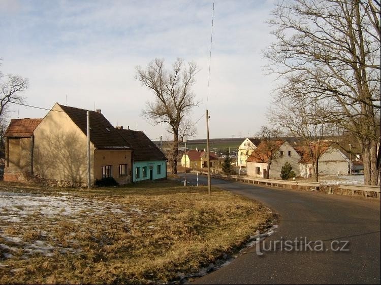Vista ao norte da vila de Siřem: Do ponto de vista intelectual, Kafka descansou em Siřem