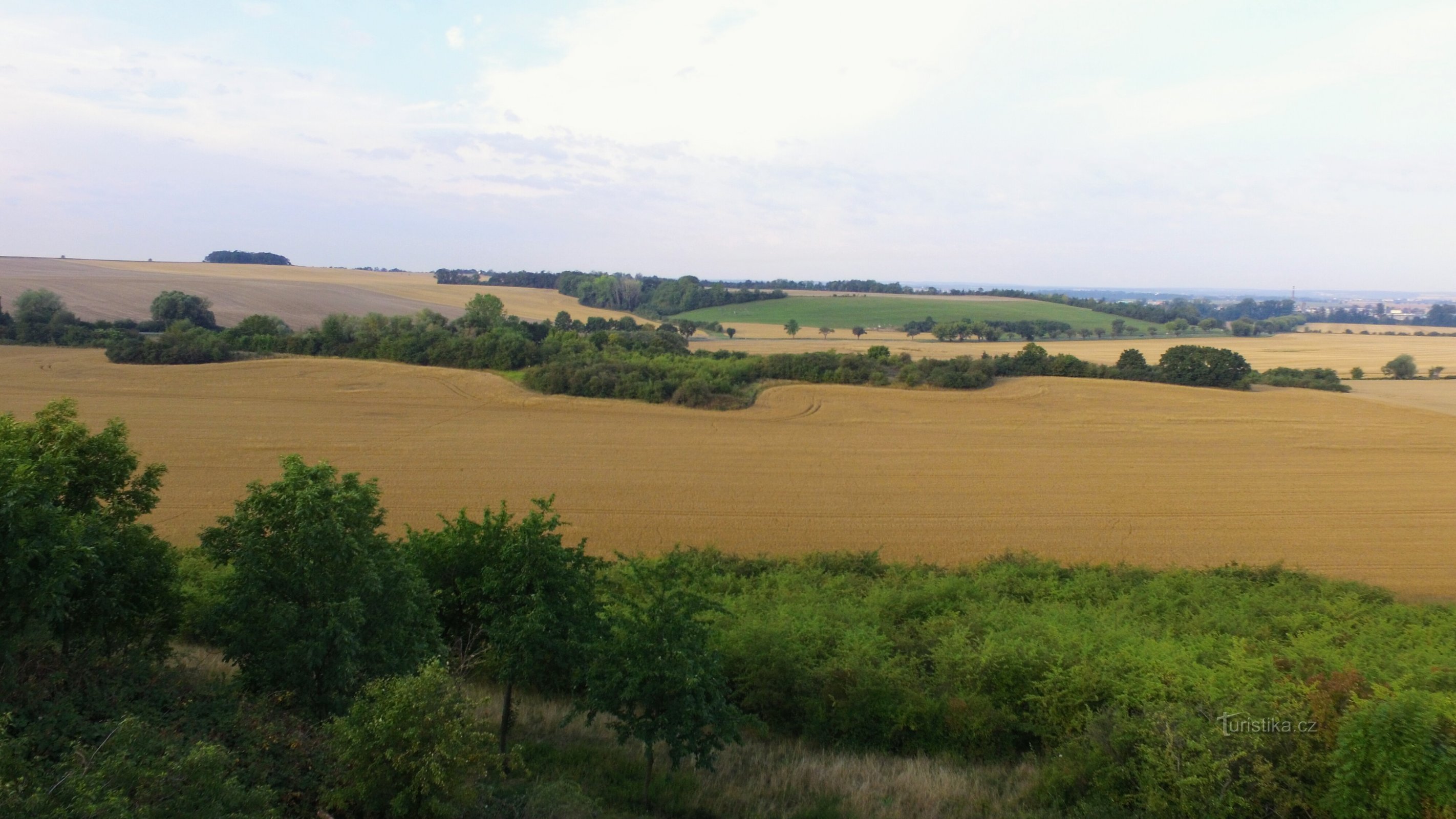 Blick auf die Straße Nr. 17 Čáslav-Heřmanův Městec