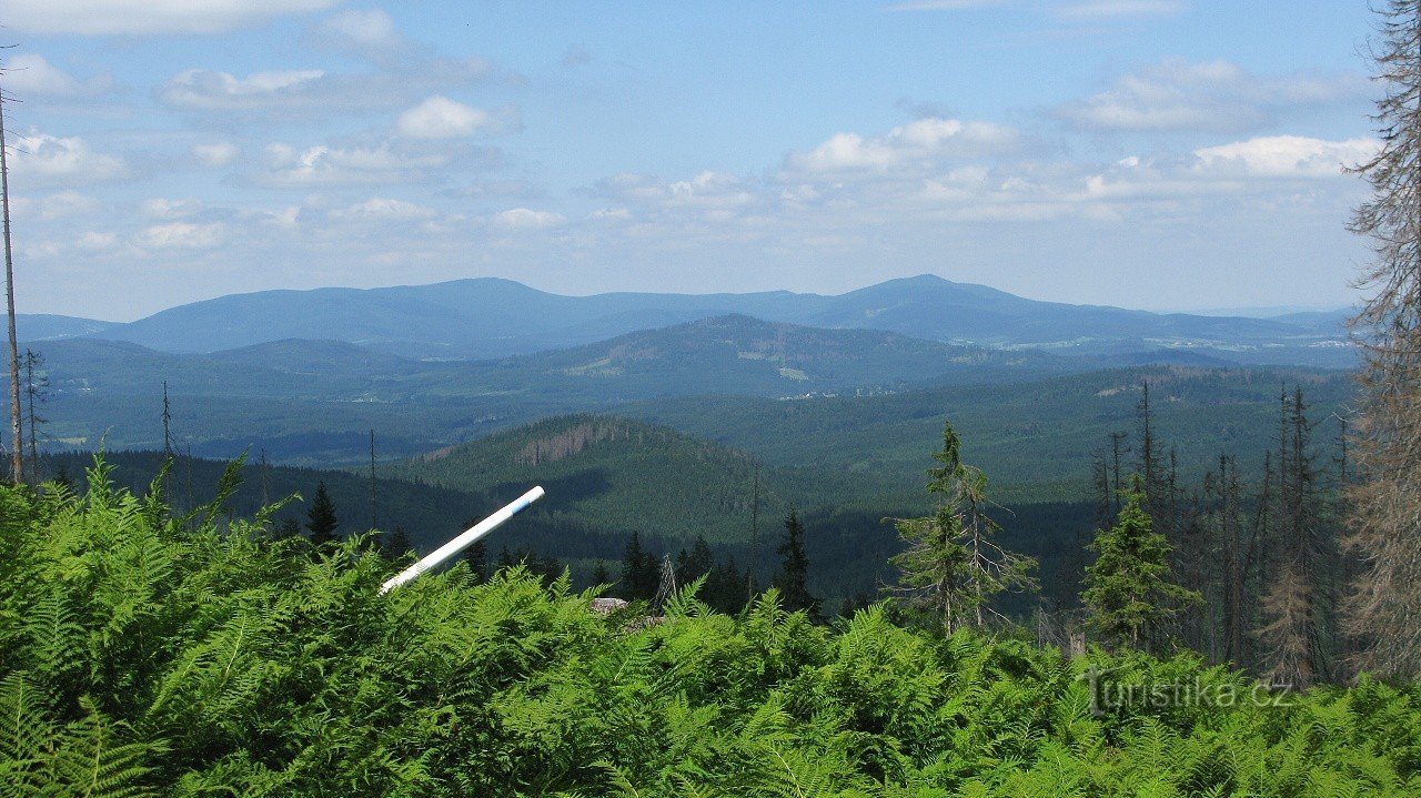 Vue de Boubín et Bobík depuis la frontière de l'État